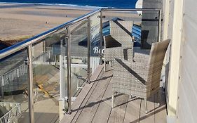 Sandy Bay Apartment, St Ives Bay, Hayle